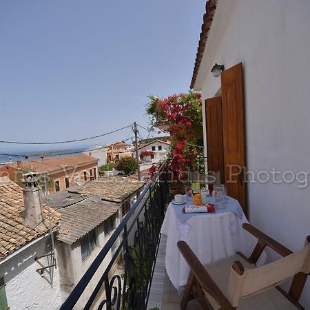 Sotiris Sea View Apartment ไกออส ภายนอก รูปภาพ