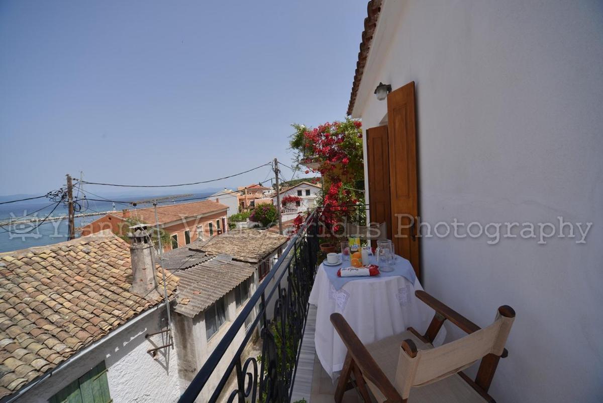 Sotiris Sea View Apartment ไกออส ภายนอก รูปภาพ